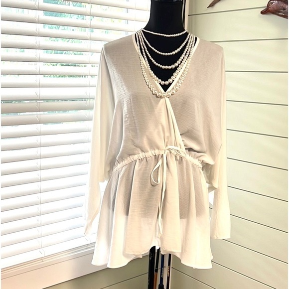 🎉HP🎉ASOS,Stunning Blouse, Lightest Creme,Dolman Sleeves,Front & Back,Size 18 - Picture 5 of 8